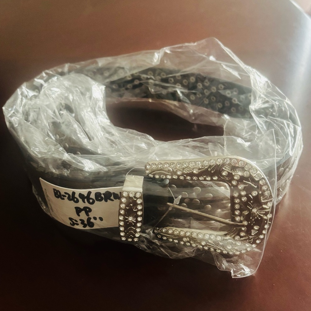 Elegant dark brown Belt with Silver Studded Buckle